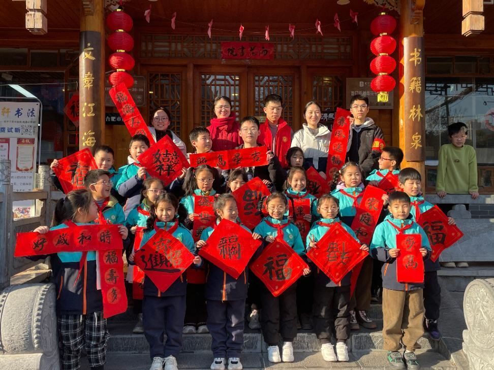 NR8AVjViQ1FBM016QTBNVFl4TnpIT240cHBuRTdsSVEhIQUAcXVuZ3o!