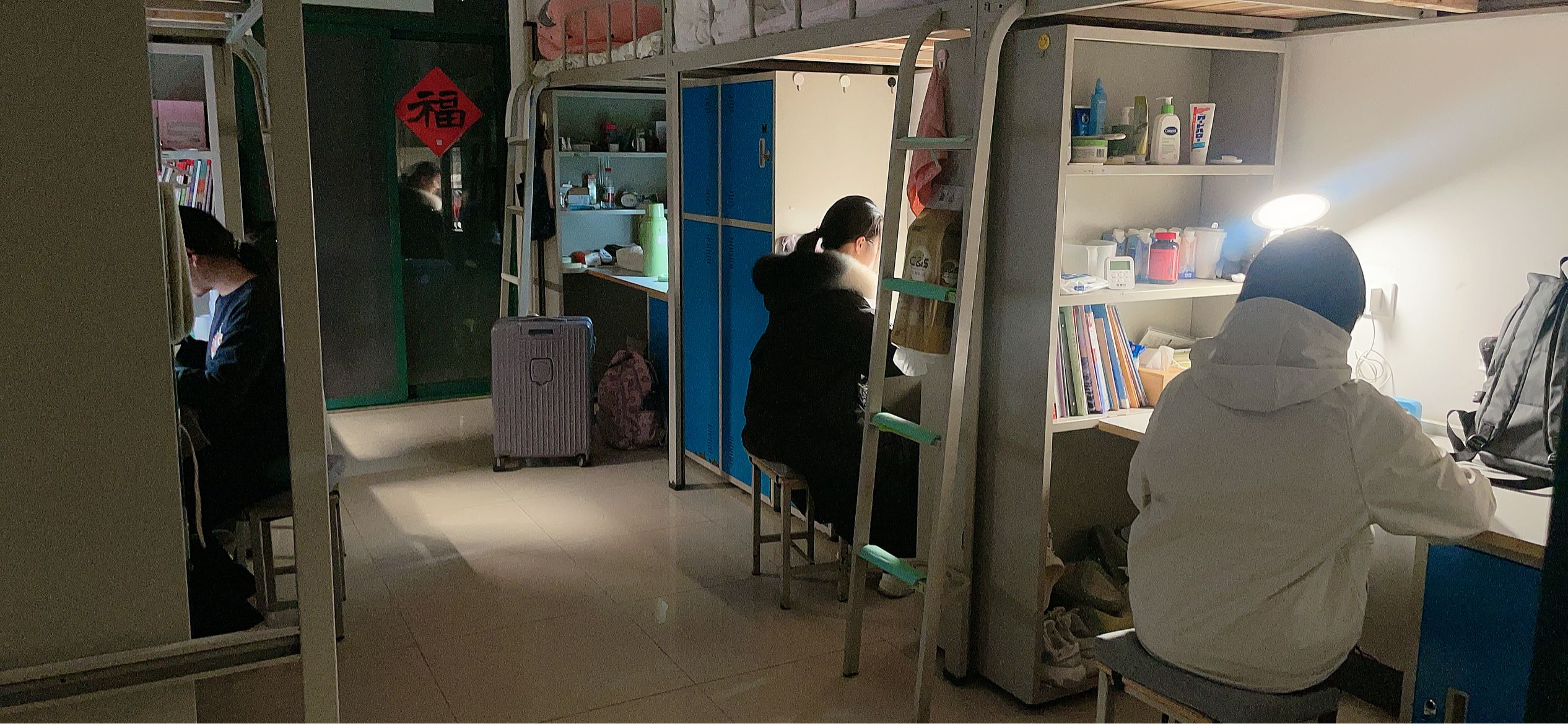 BF1BB335FC8CE74624573B000C86F730