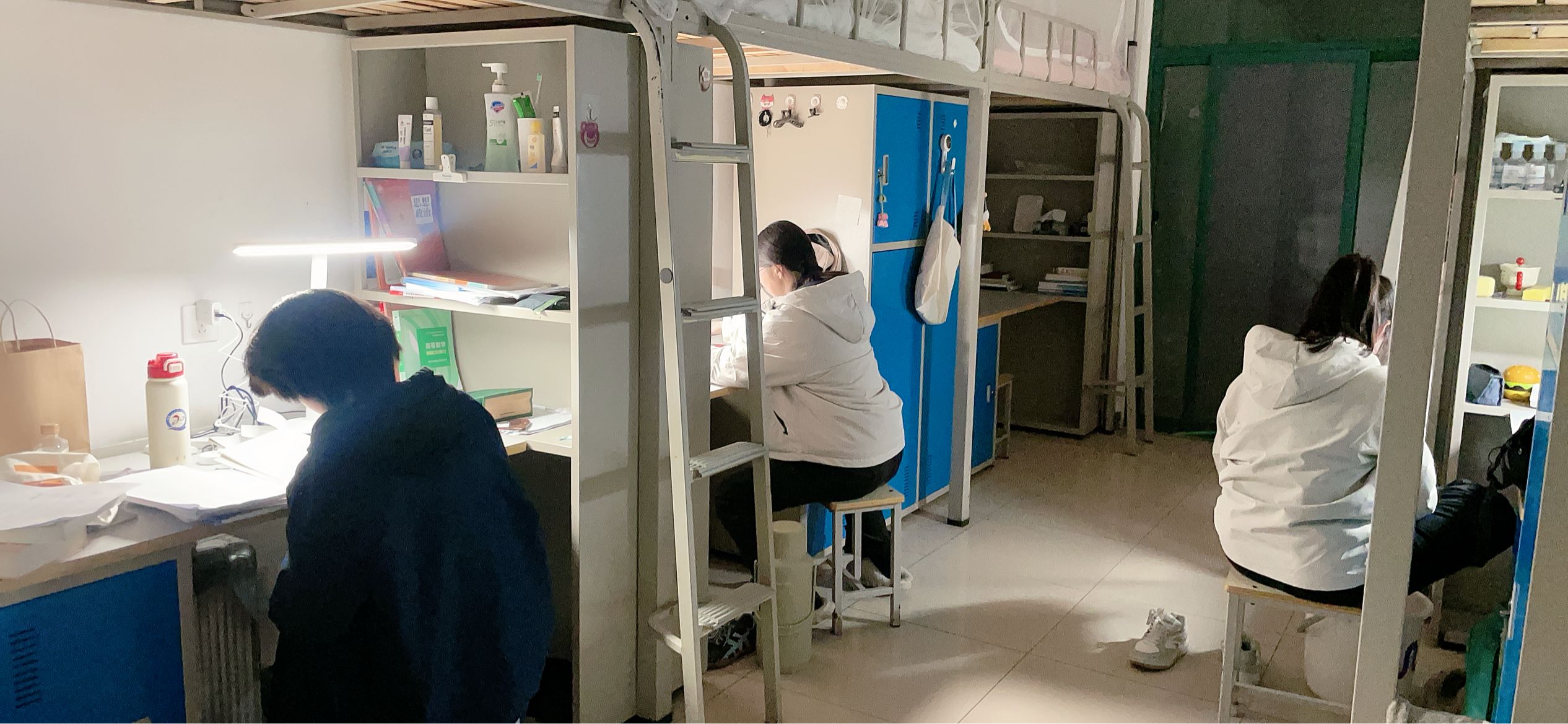 29482432DBF48AF0135F793CA83095F9