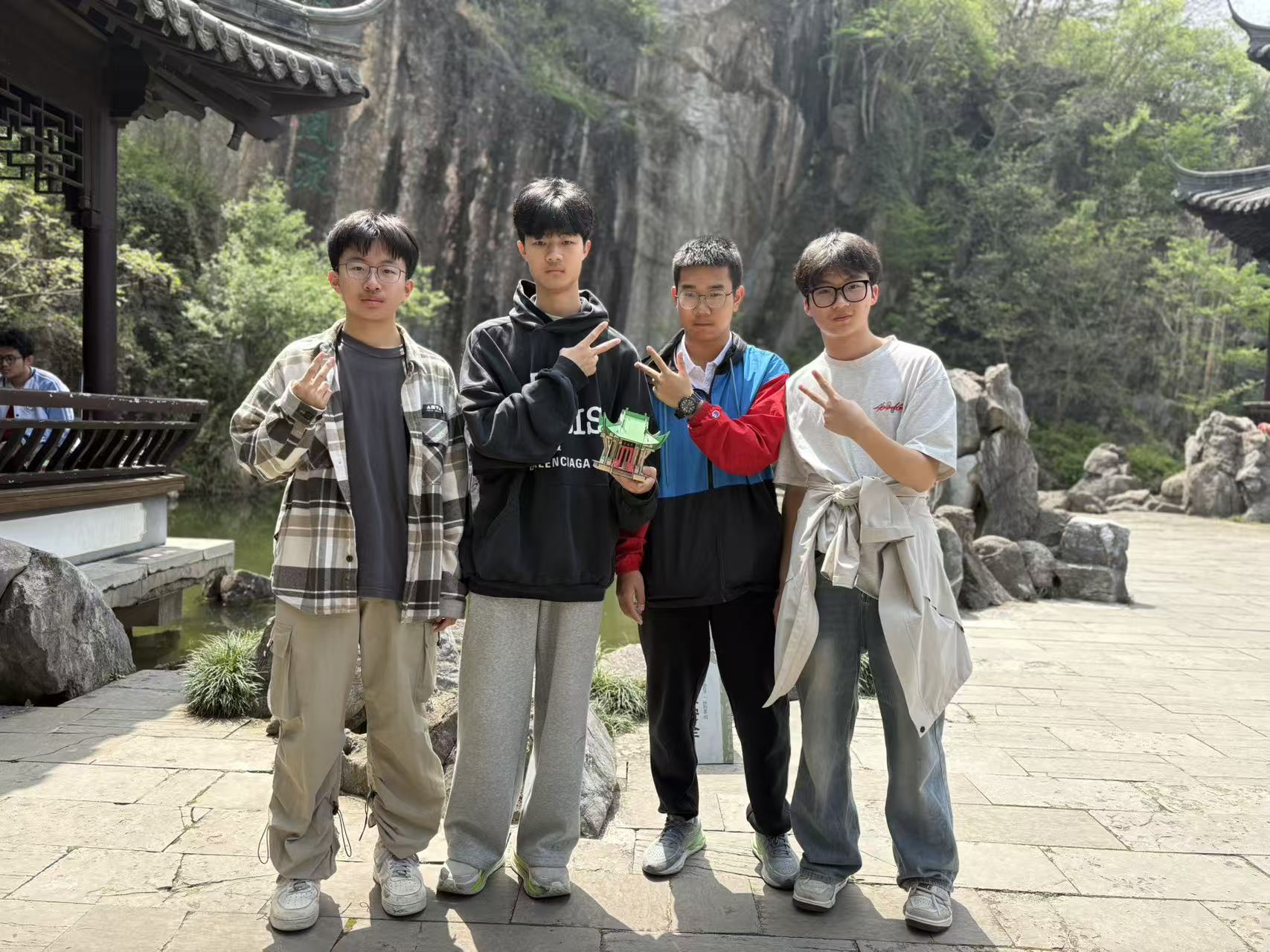 9C0D23EA1F68DB4B7CE04496E1A91AB2