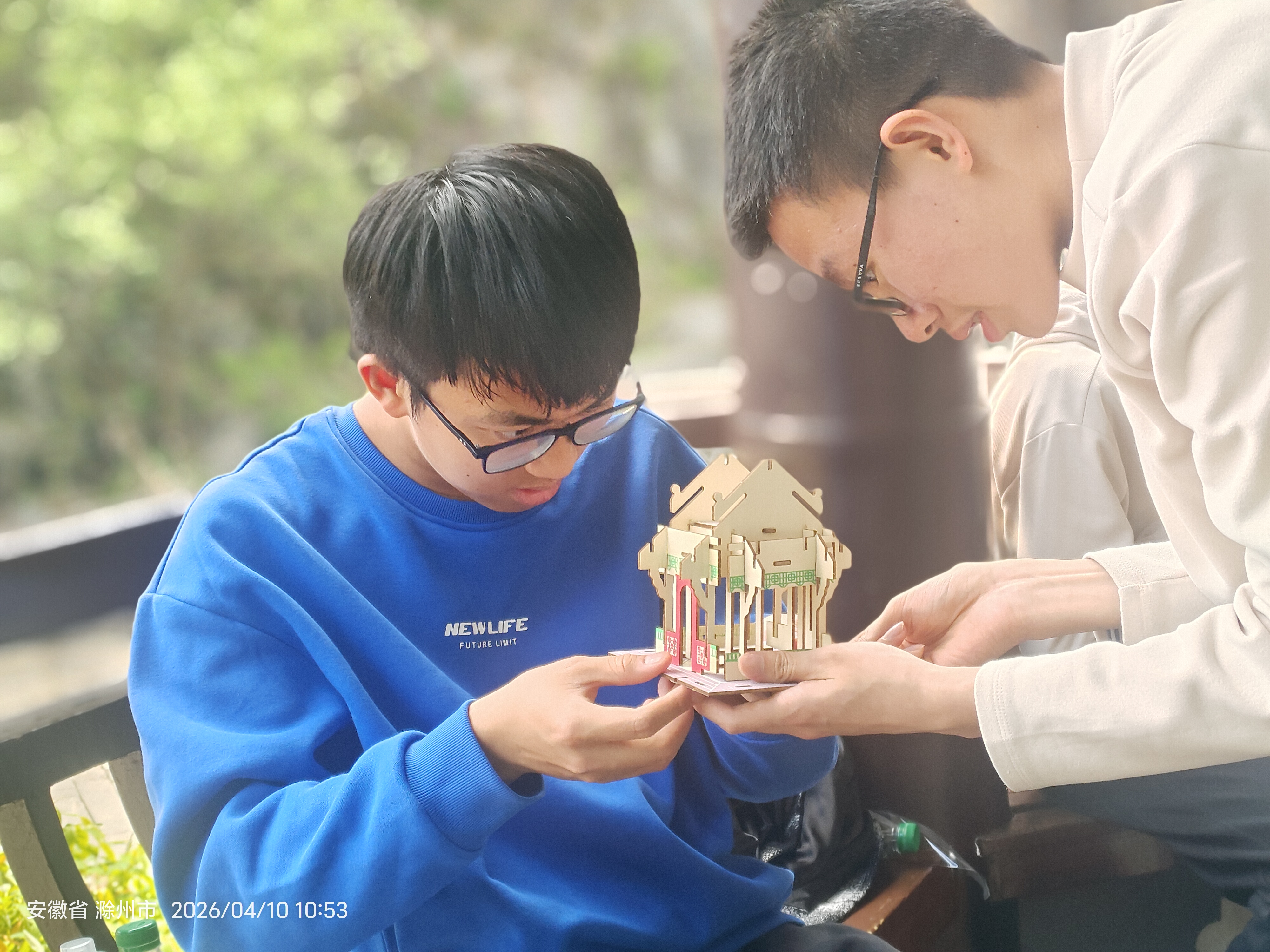 31AE5AC0960EF9F74C93A22E093A2610