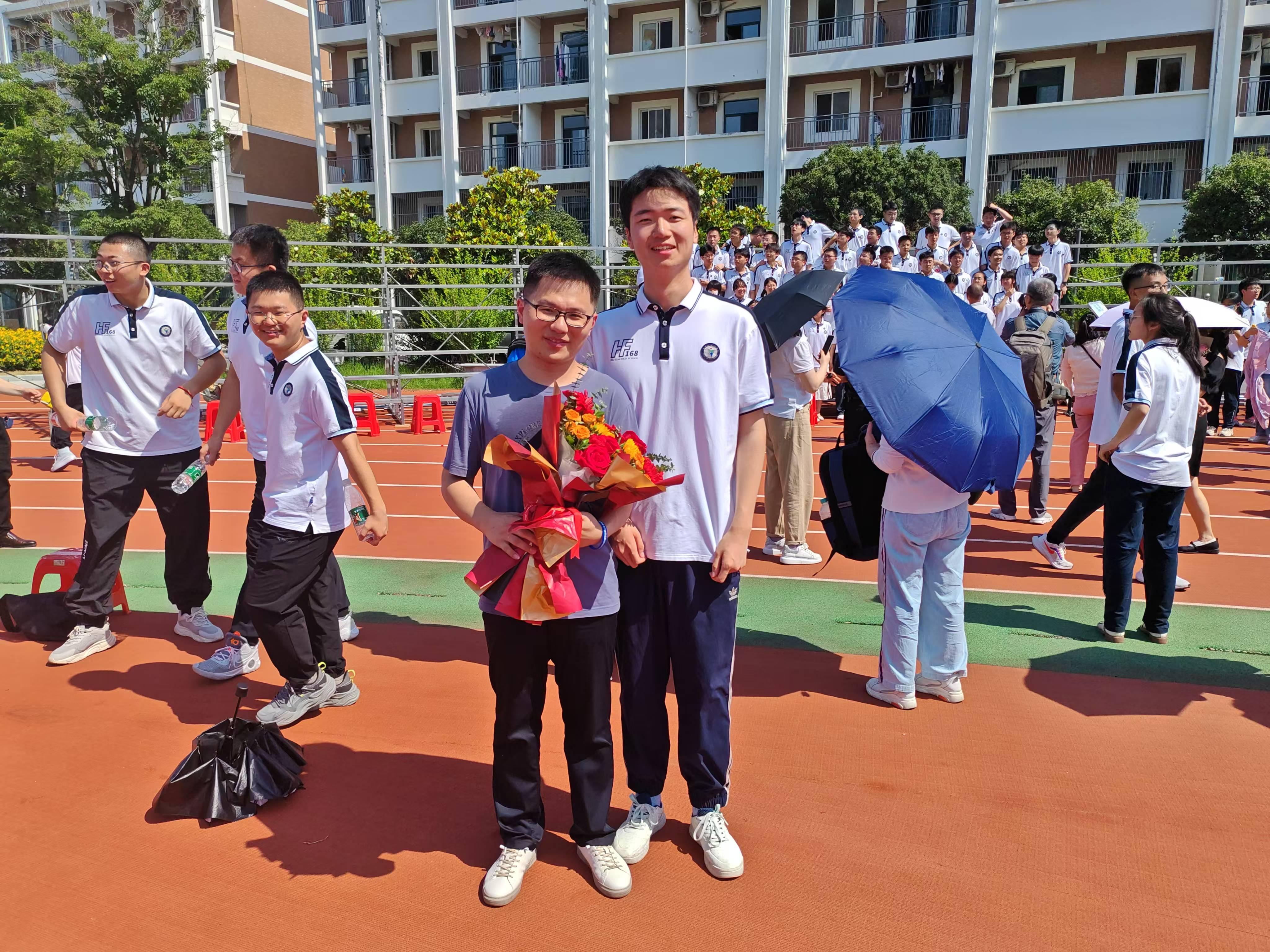 2b5c2d133b5c624532fd1e0027f40d6