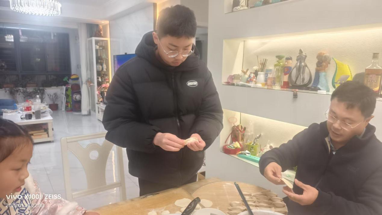 4eef8785eaca8d8a4108e4129a1205c