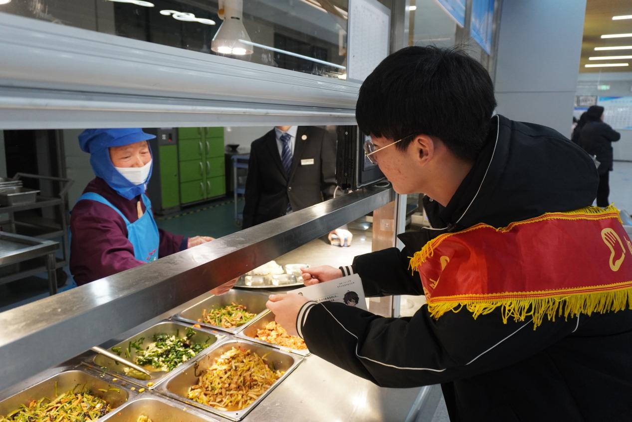 f81d20d136bcec95c8b9a2fcc5286dd7