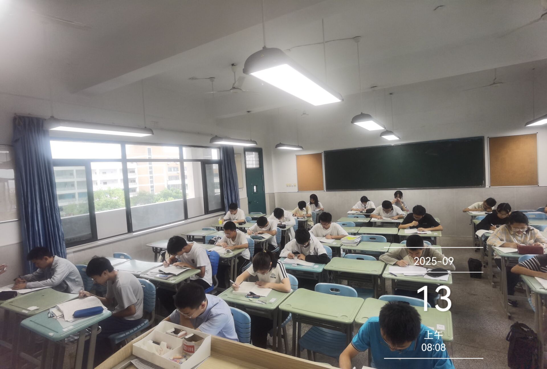 F6B3A93C2F35ADE80D75534C95A27B7E