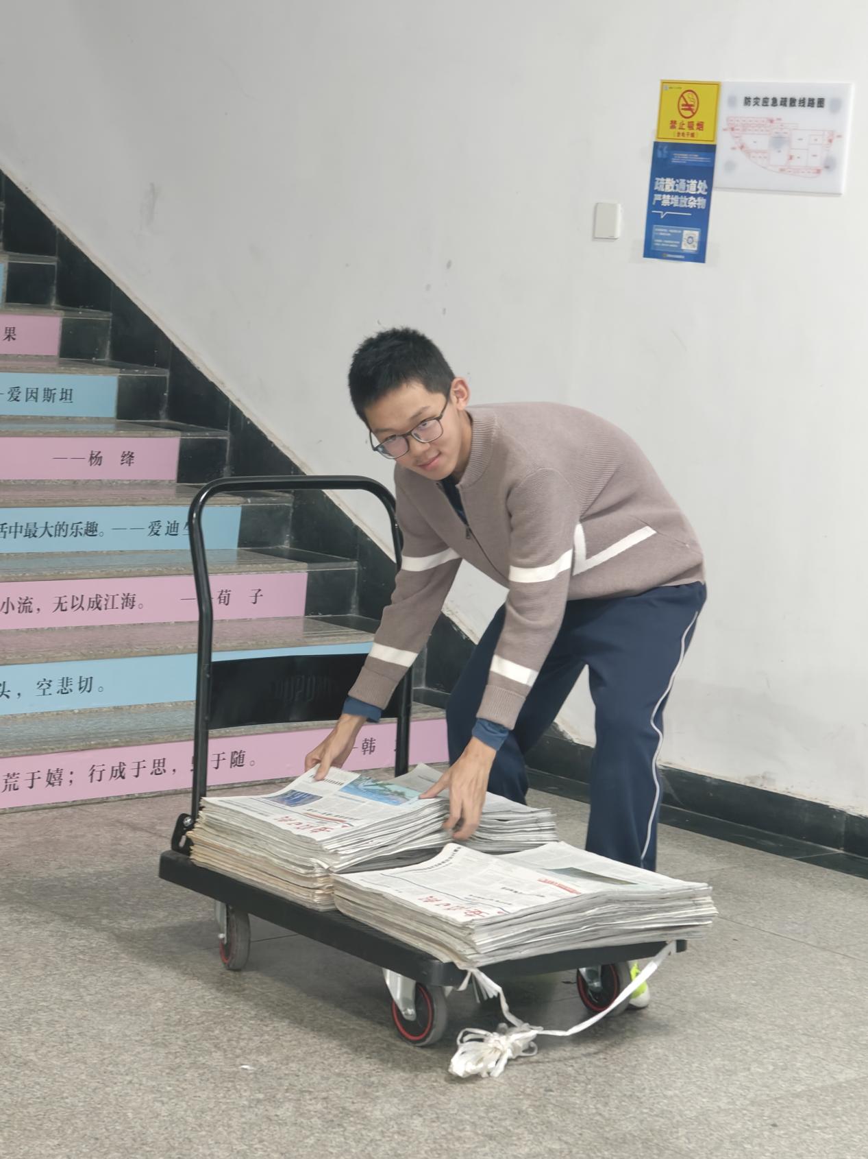 674703C8C6334F7DE1C0B1FE397E3962