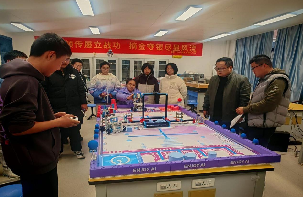 08285E2798A573C3988239B073DBE914