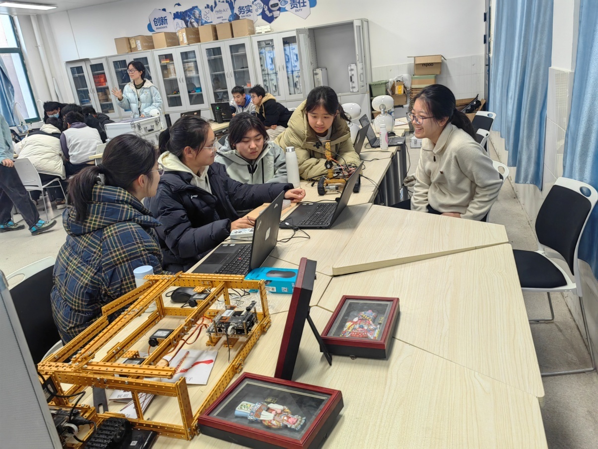 C:\Users\Administrator\Desktop\25年科技节图片\cf8948ce160b379d6396765623c1b626.jpg C:\Users\Administrator\Desktop\25年科技节图片\cf8948ce160b379d6396765623c1b626.jpg