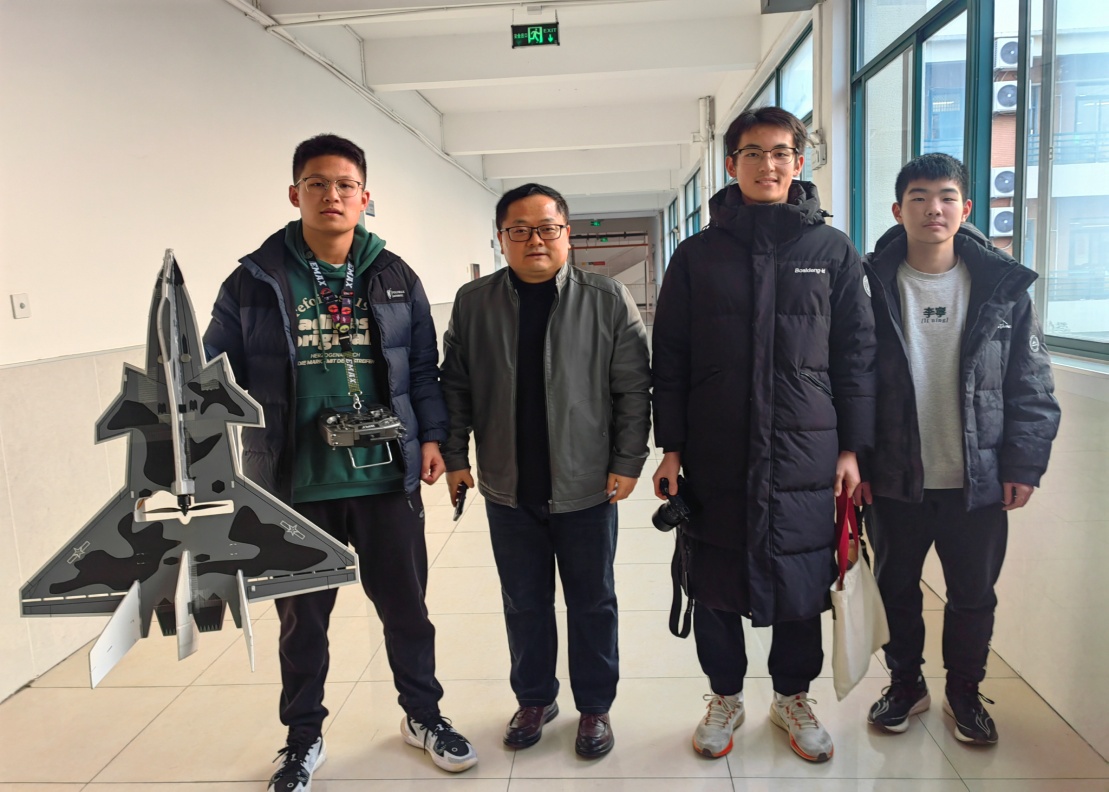 C:\Users\Administrator\Desktop\25年科技节图片\329131b1fdfacf5d8a1274bebda6cfdb.jpg C:\Users\Administrator\Desktop\25年科技节图片\329131b1fdfacf5d8a1274bebda6cfdb.jpg