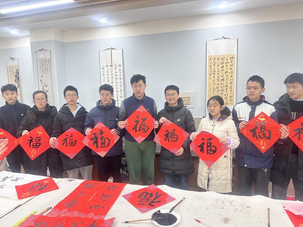 bf8d61d4abf39e1fbb1428775f74211a