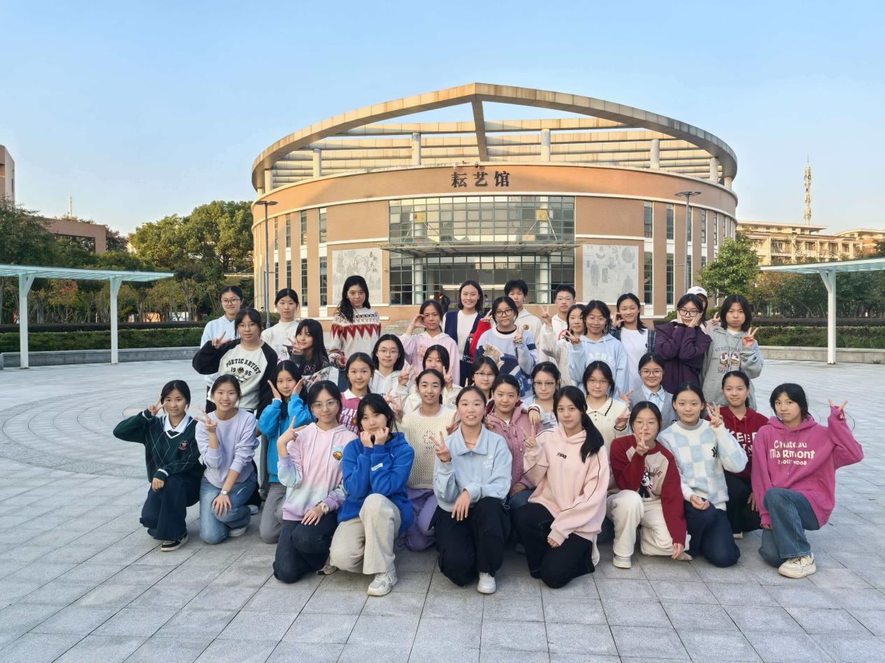 8e8dab2cec5b66fdd39a5c76ea67d1ea