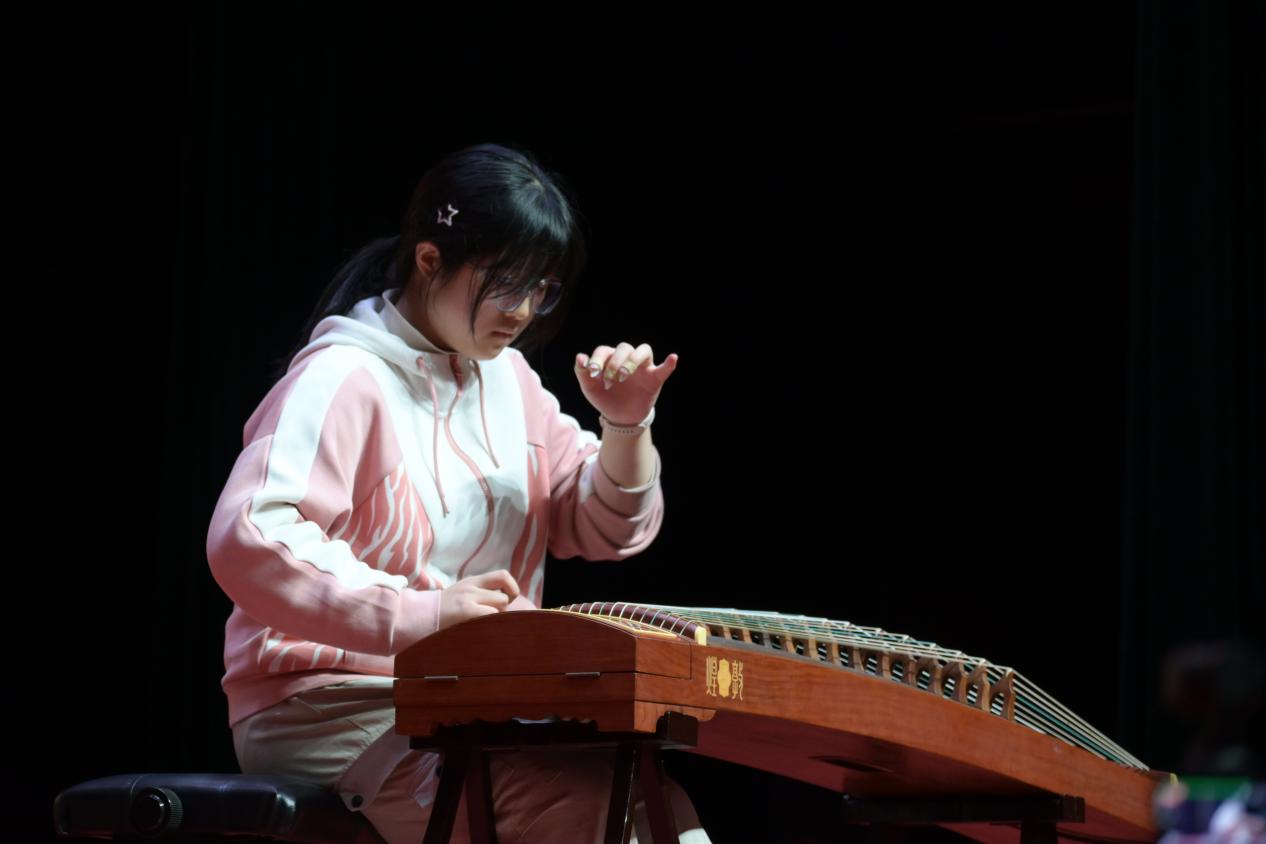 CEDAB091D802D458648E6E4F1C7C2899