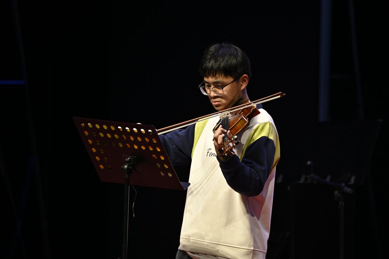 19914B964E299B5794BCE6CBDE974B0A