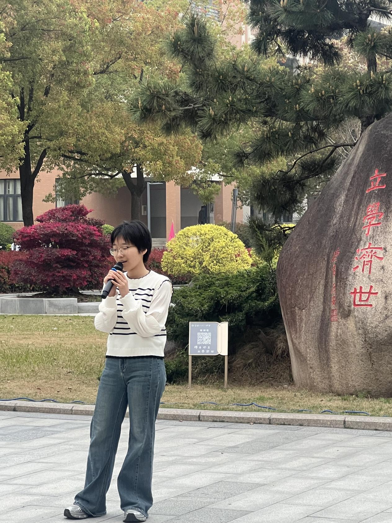 F29D30704A011F108686CFE6603E4C9A