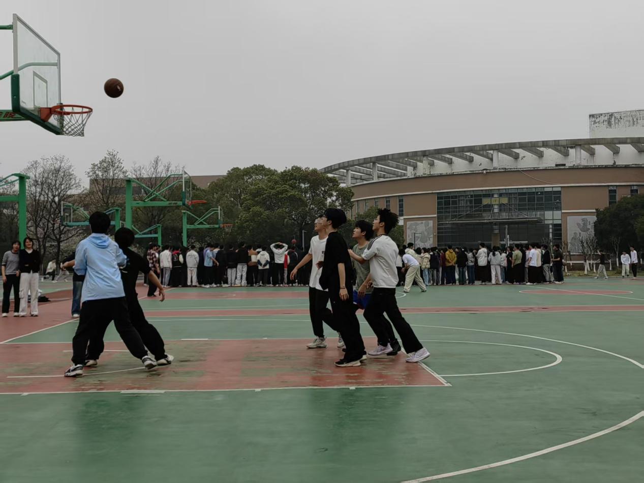 ad447c5a528b5dc2847f24b214654a95