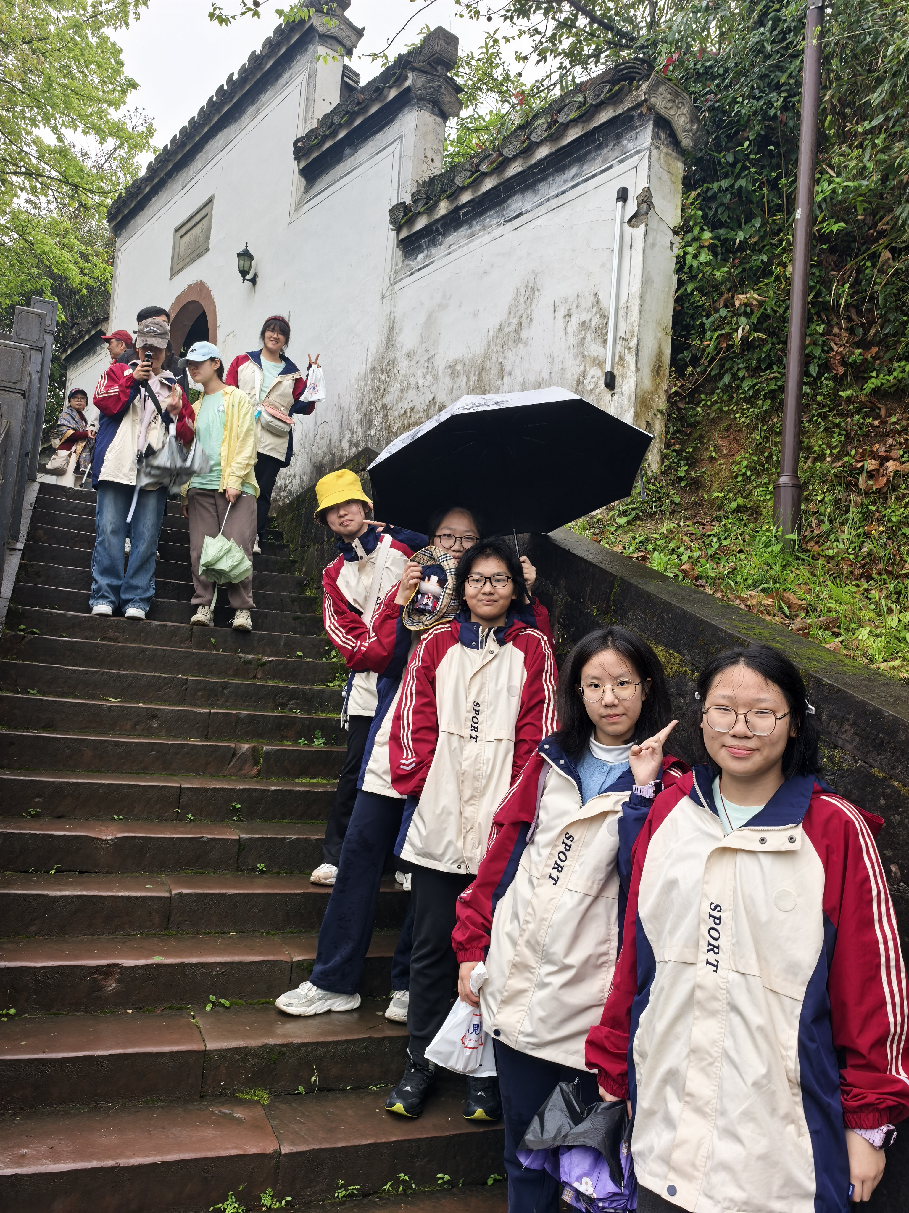 A5CB38E300346B5B950E88A7369EEF81