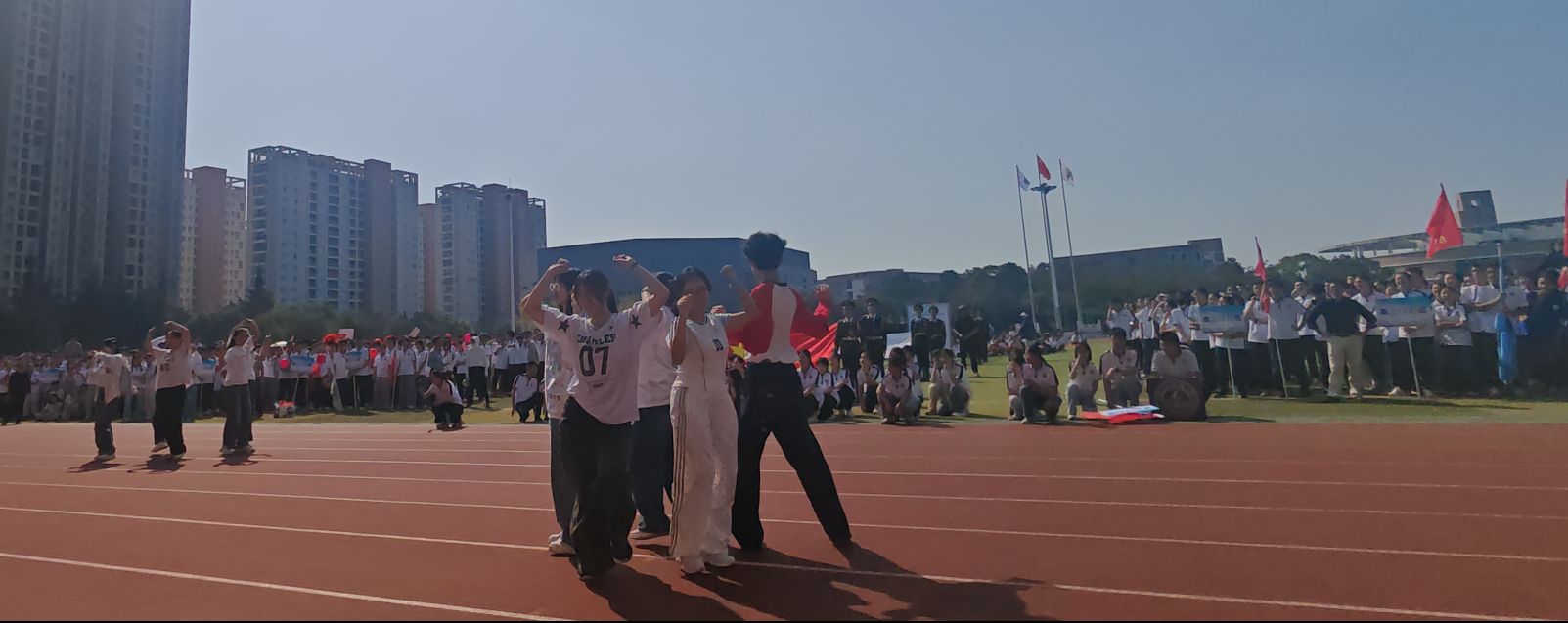 qq_pic_merged_1791801820601